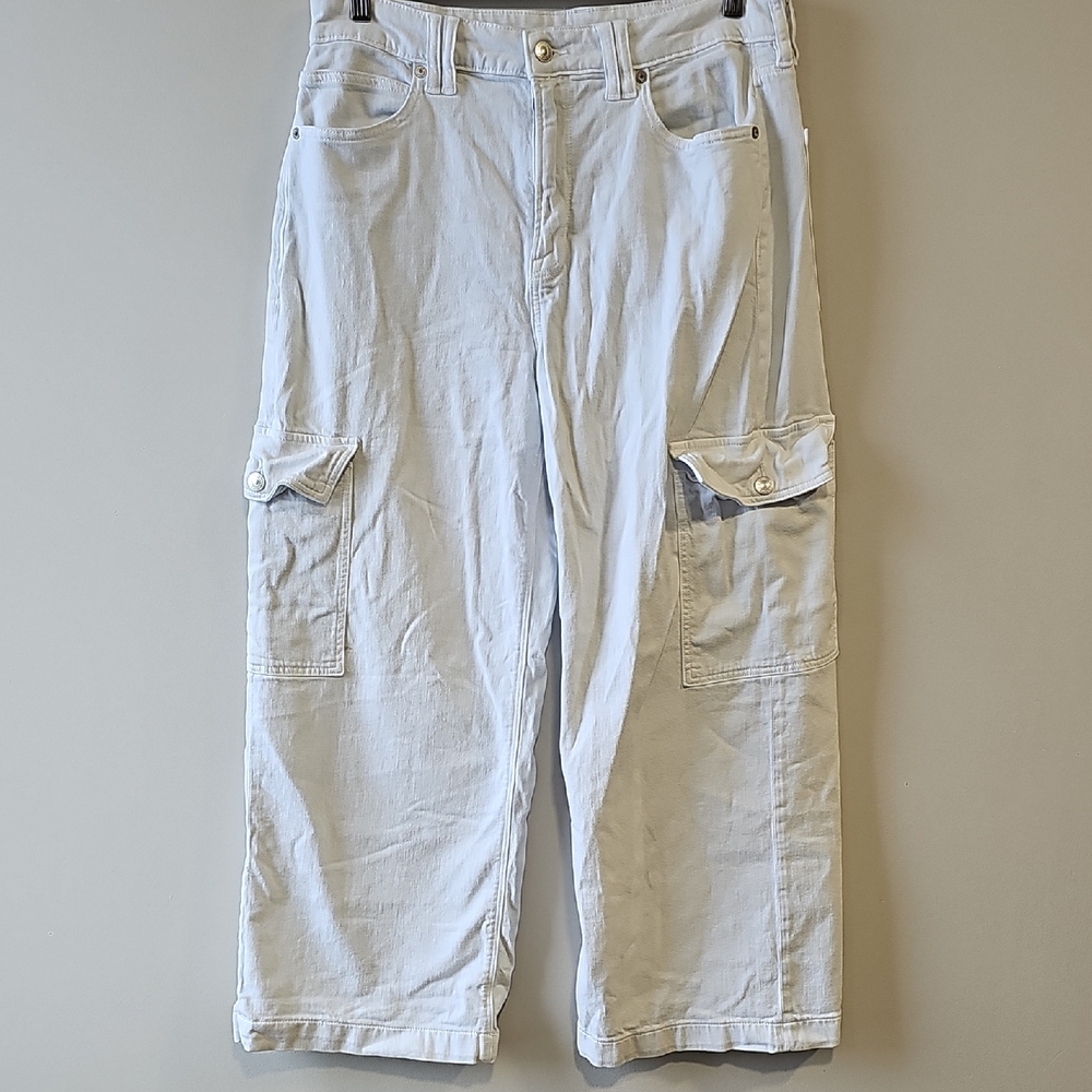 American Eagle Outfitters White Cargo Pants